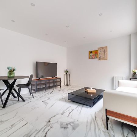 Spacious Flat For 4 People #1 Asnieres-sur-Seine Exterior photo