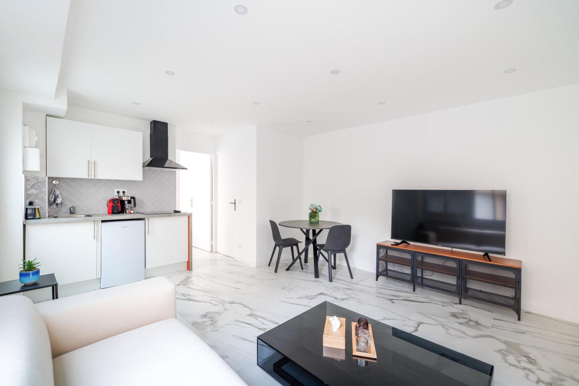 Spacious Flat For 4 People #1 Asnieres-sur-Seine Exterior photo